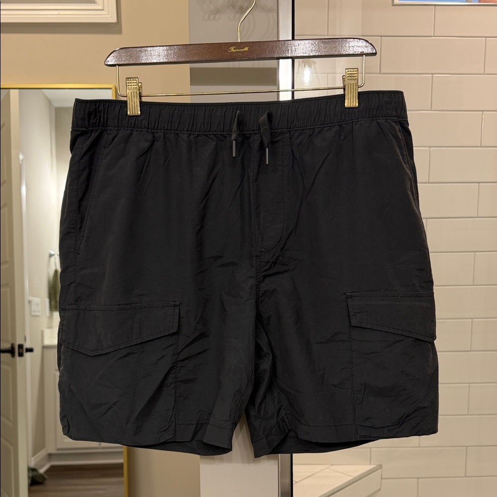 Black Men's Cargo Shorts